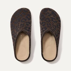 Rothy's ReVelvet Casual Clog Cheetah